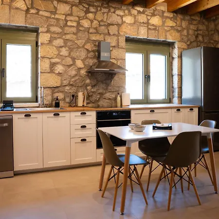 Achyronas 1840 Stone House