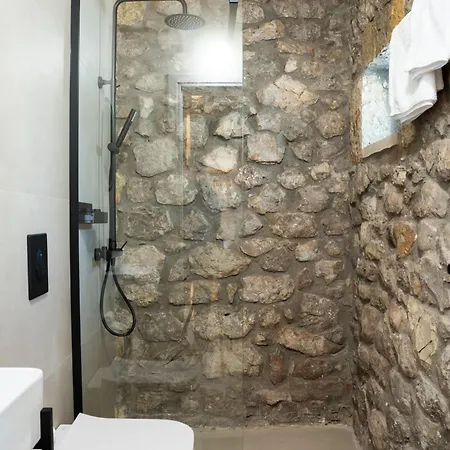 Villa Achyronas 1840 Stone House Graviá