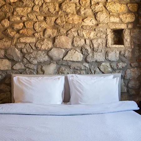 Achyronas 1840 Stone House