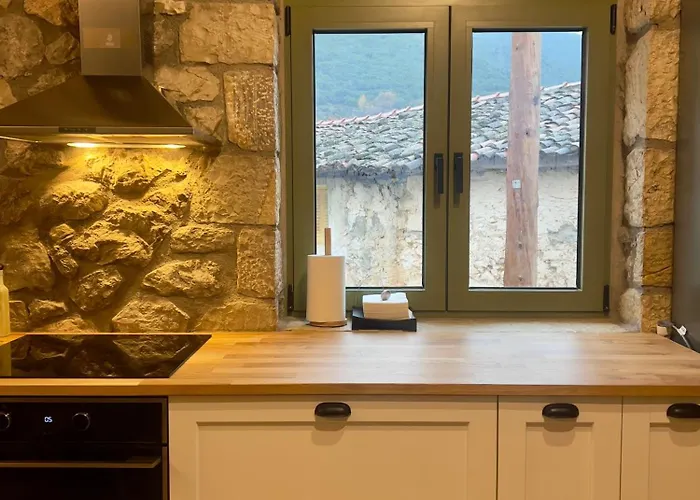 Achyronas 1840 Stone House * Γραβιά